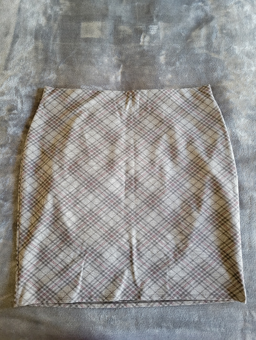 Roz & Ali Plaid Pencil Skirt